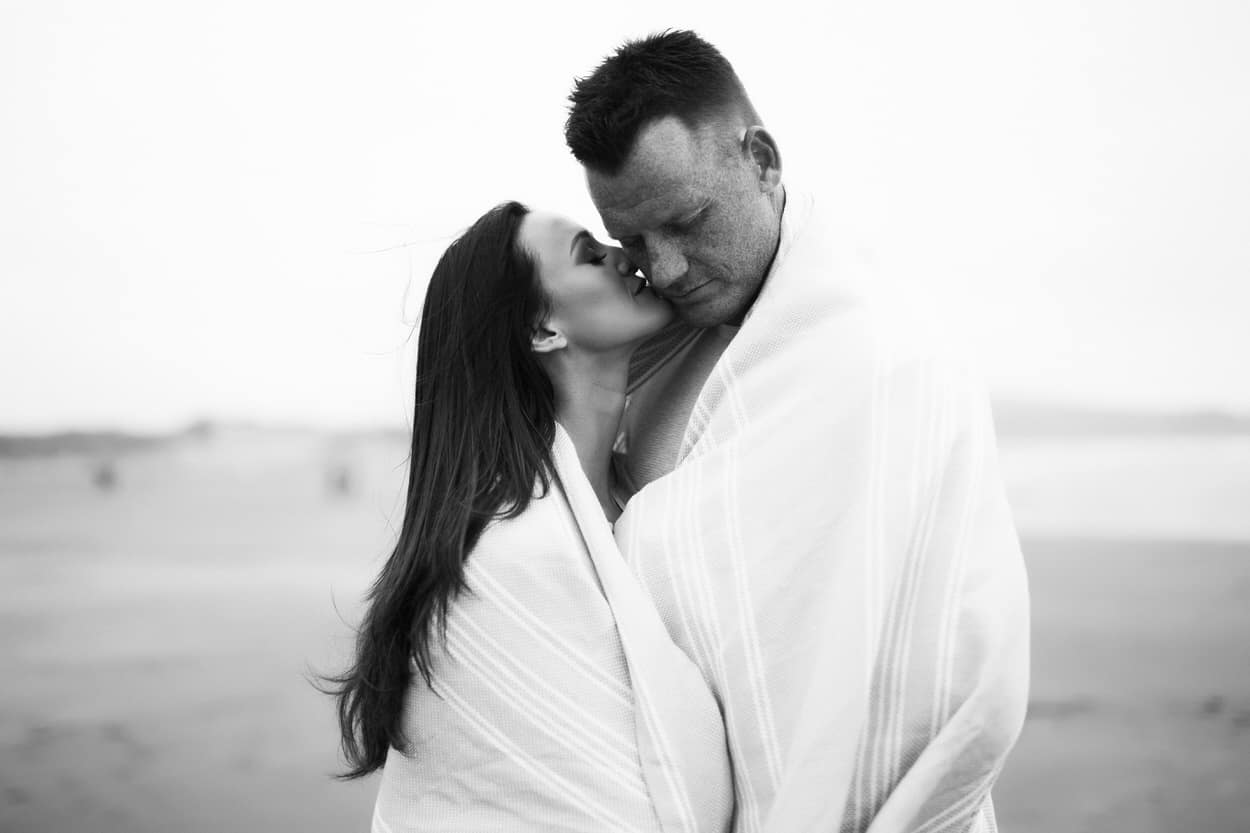 cmelle-studios-engagement-photos18