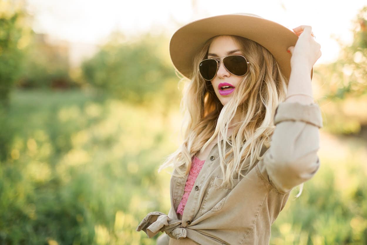 senior-photo-flowers