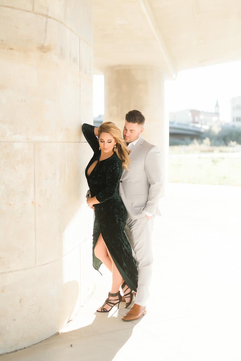 engagement-sunlight-minimalist